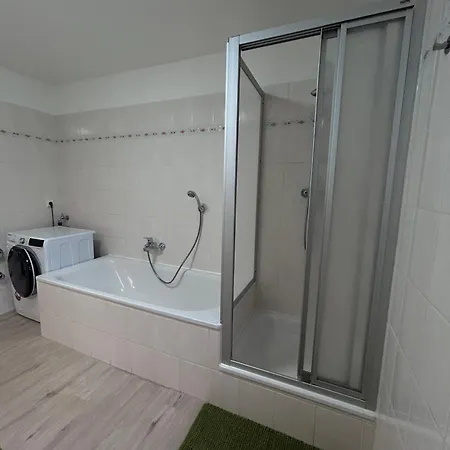 4 Wunderschoene Im Kavaliershaus 什未林