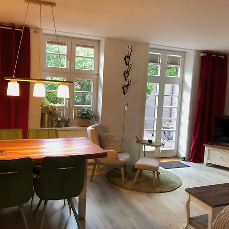 4 Wunderschoene Im Kavaliershaus Apartmán *